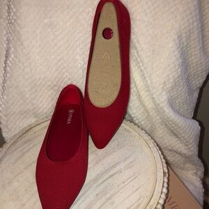 Vivaia Pointed Toe Ballet Flat